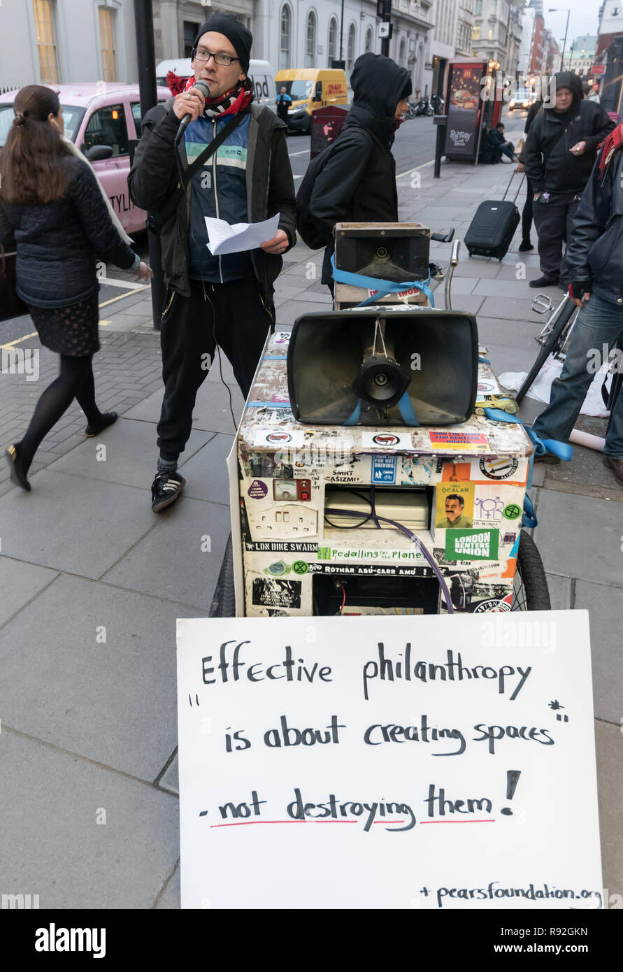 London, UK. 18th December 2018. Berlin community centre and pub