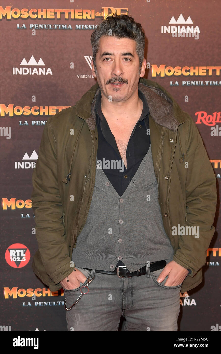 Foto Mario Cartelli/LaPresse 18-12-2018 Roma, Italia  Spettacolo Red carpet anteprima del film “Moschettieri del Re” al The Space Moderno Nella foto:   Photo Mario Cartelli/LaPresse December 18th, 2018 Rome, Italy Entertainement Red carpet premire movie “Moschettieri del Re” at The Space Moderno cinema In the photo: Stock Photo