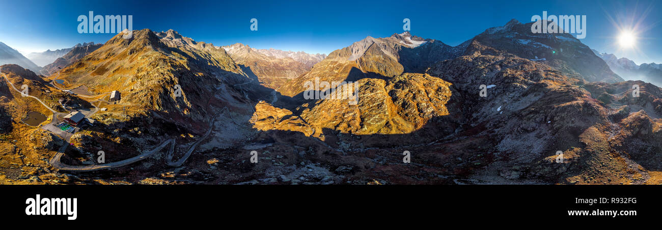 Sunset on Sustenpass with Steingletcher and Steinsee, Switzerland, Europa. Sustenpass is a mountain pass in the Swiss Alps Stock Photo