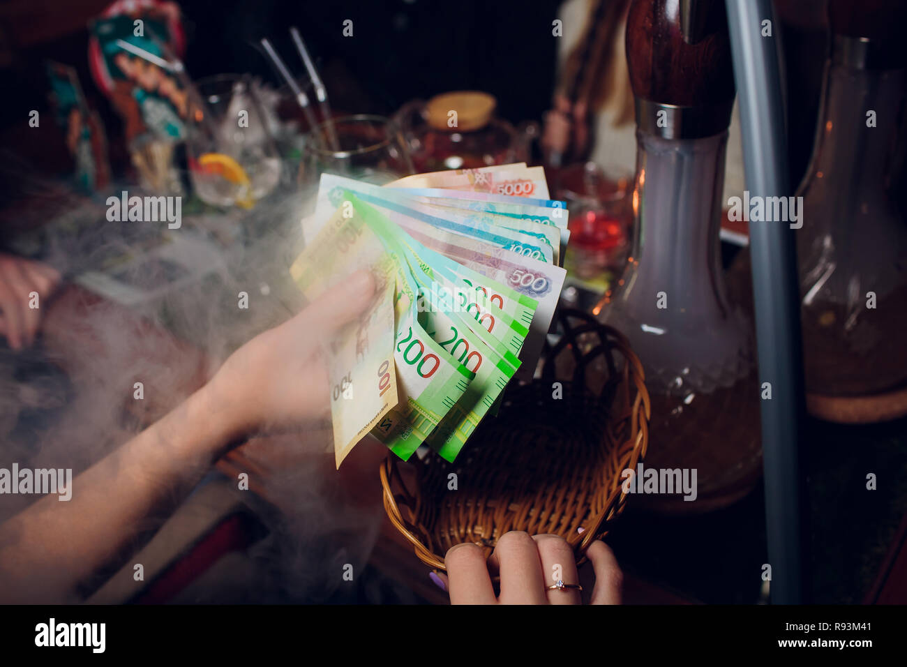 Russian Roubles And Some New 200 And 2000 Roubles Bills Stock Photo Alamy russian-roubles-and-some-new-200-and-2000-roubles-bills-stock-photo-alamy