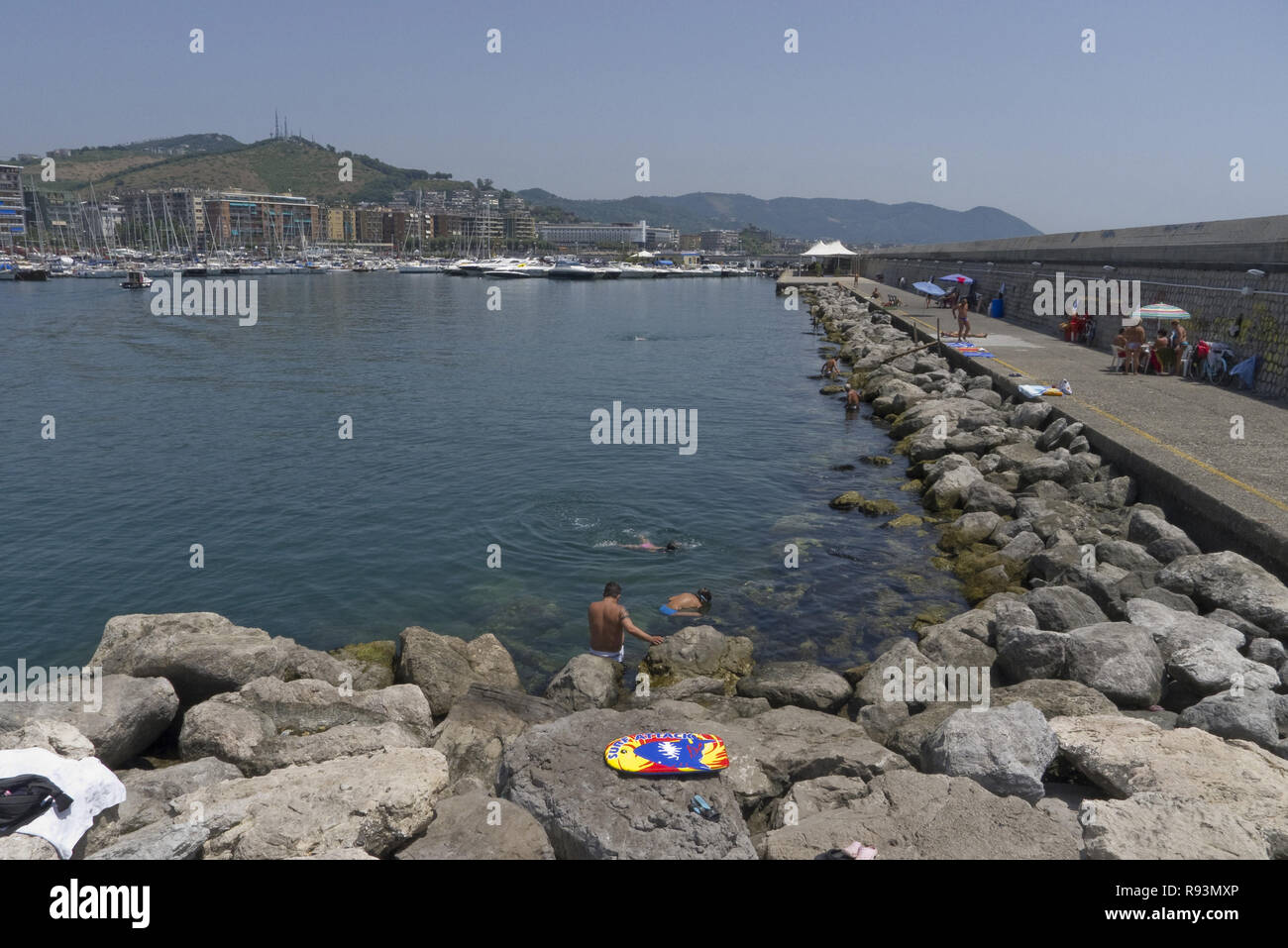 A rocky beach in Salerno city, Campania region, southern Italy    Photo © Fabio Mazzarella/Sintesi/Alamy Stock Photo Stock Photo