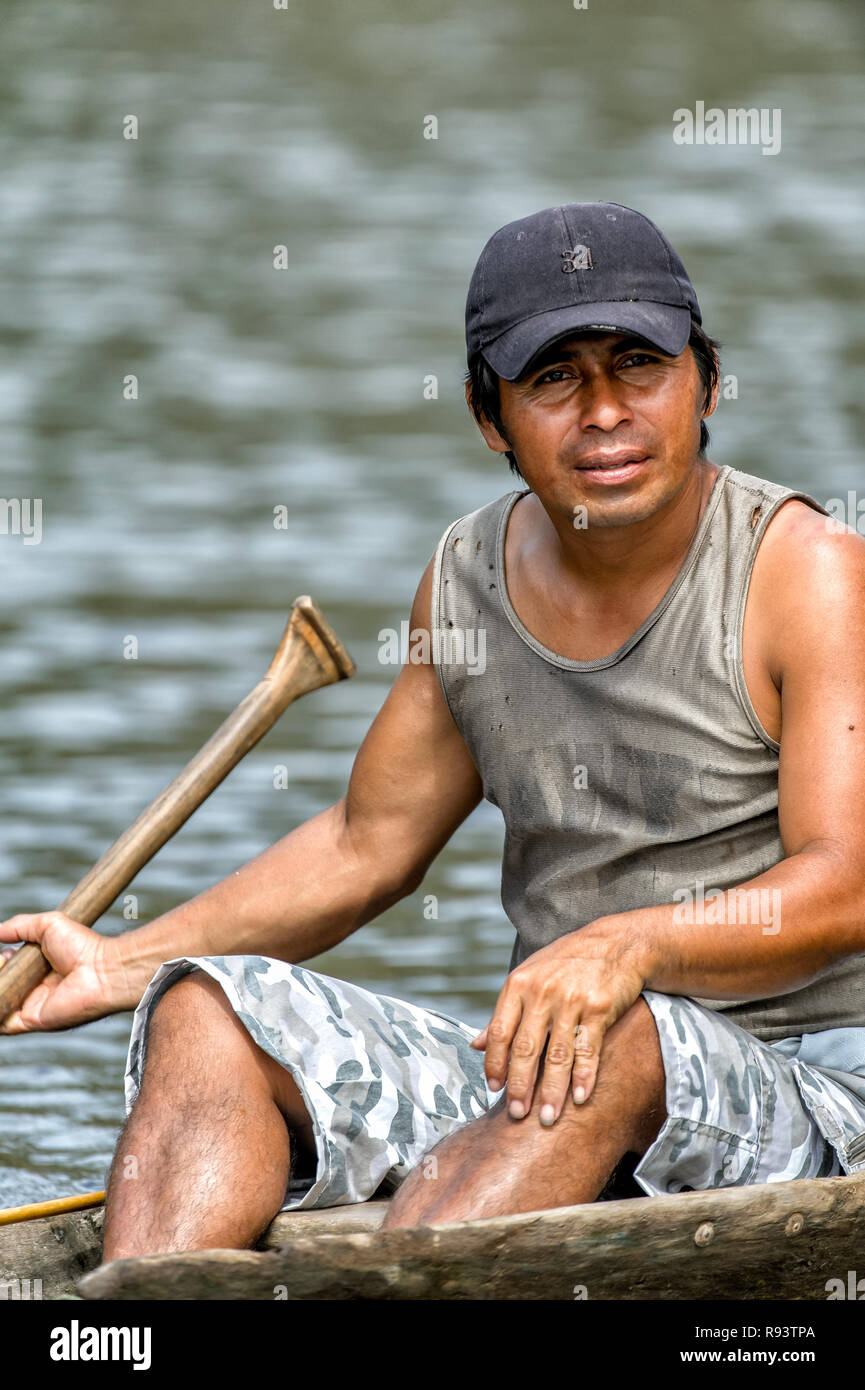 Dugout canoe amazon river hires stock photography and images Alamy