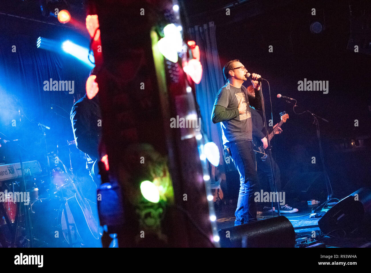 Smiths olde bar hires stock photography and images Alamy