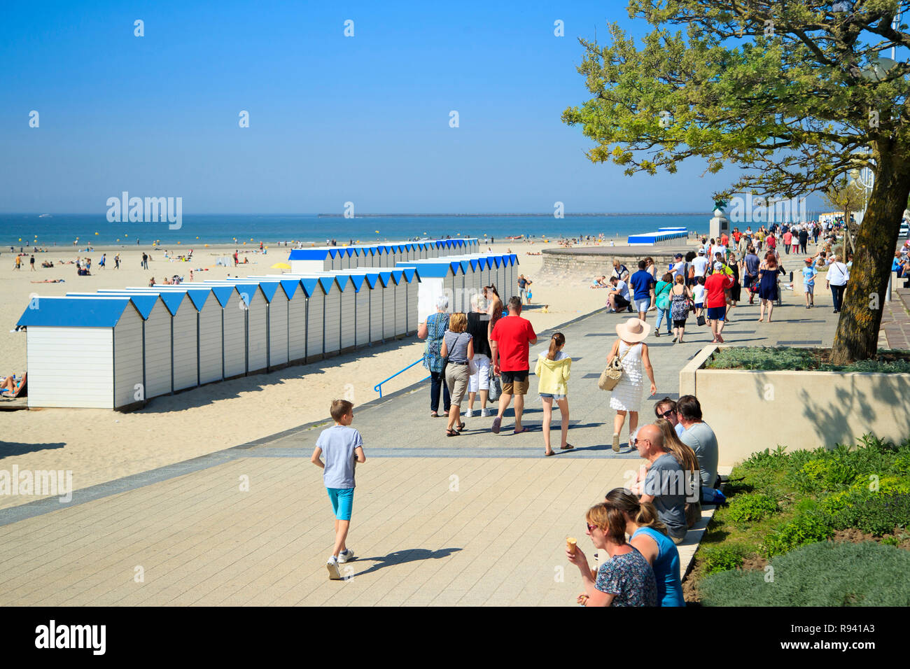 Boulogne Sur Mer Beach Hi res Stock Photography And Images Alamy boulogne-sur-mer-beach-hi-res-stock-photography-and-images-alamy