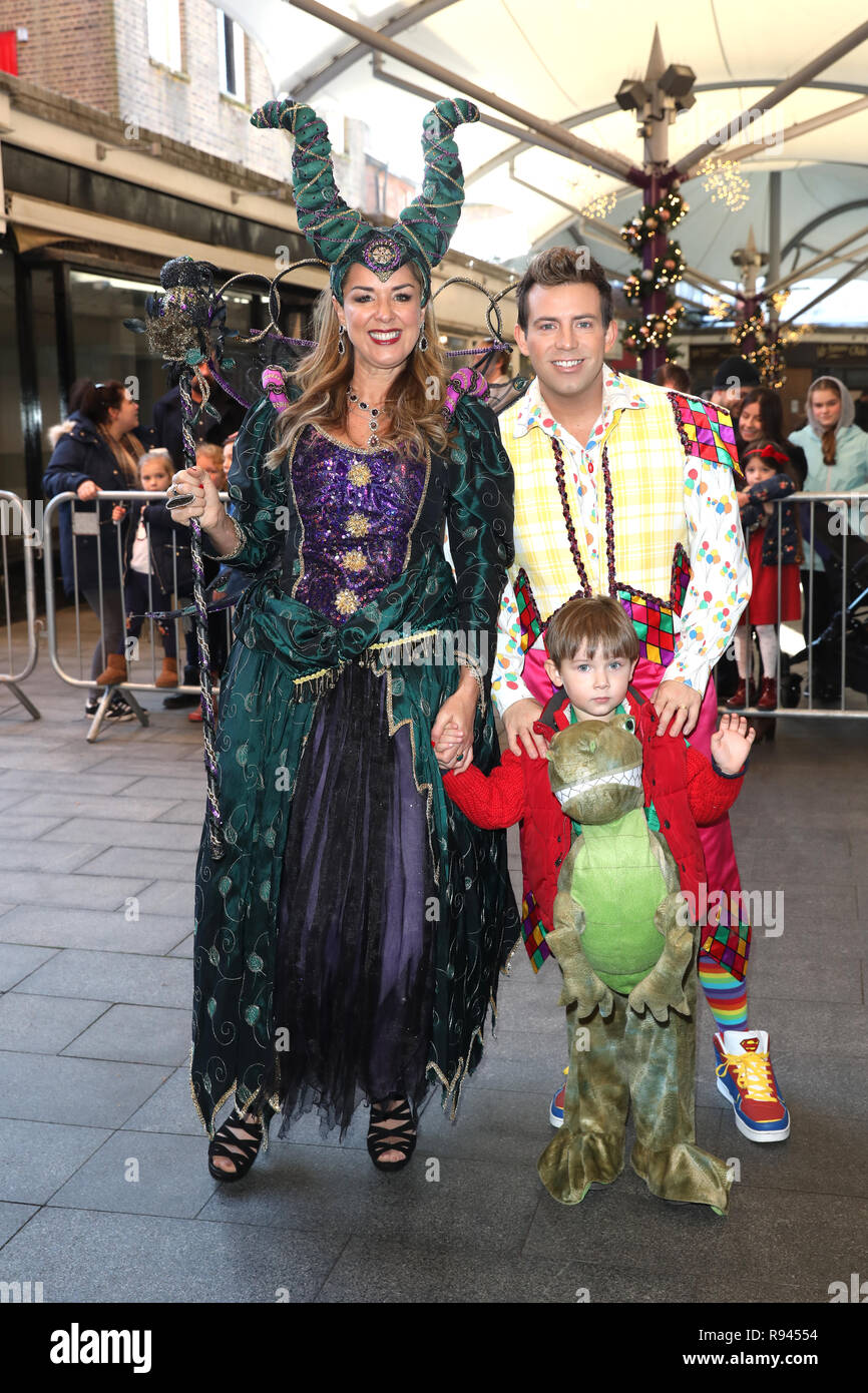 Claire Sweeney Turns On The Christmas Lights At The Royal Victoria 