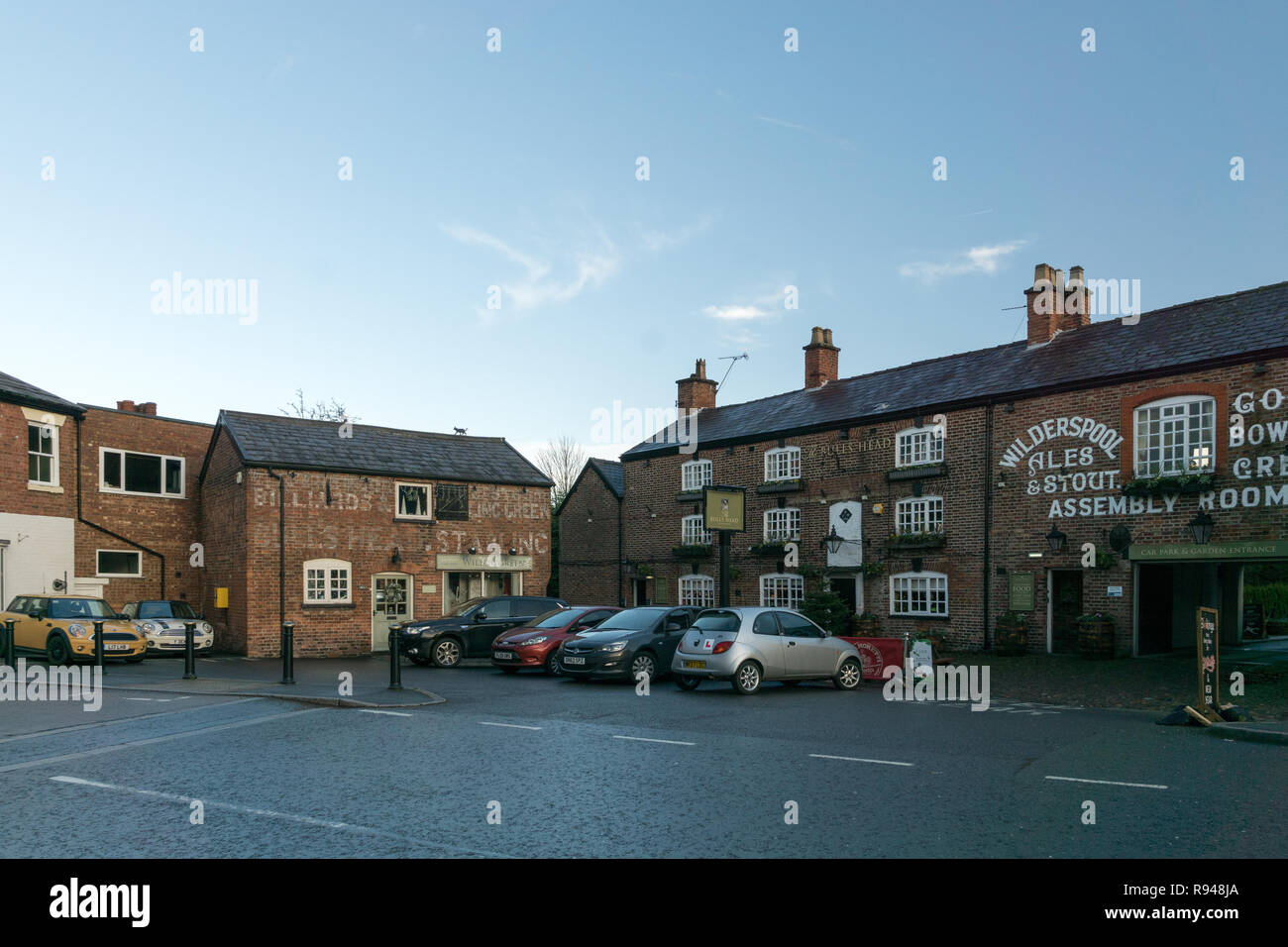 Mural on a traditional pub hires stock photography and images Alamy