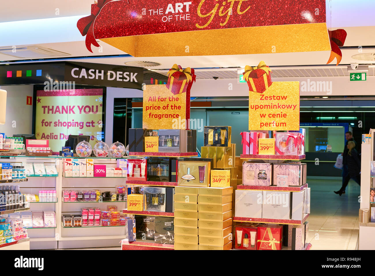 Duty free shop europe hi-res stock photography and images - Page 9
