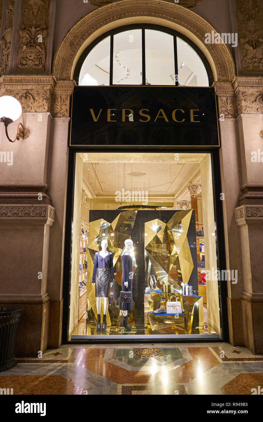 MILAN, ITALY - CIRCA NOVEMBER, 2017: display window at Versace shop in Milan.  Versace is an Italian luxury fashion company and trade name founded by G  Stock Photo - Alamy