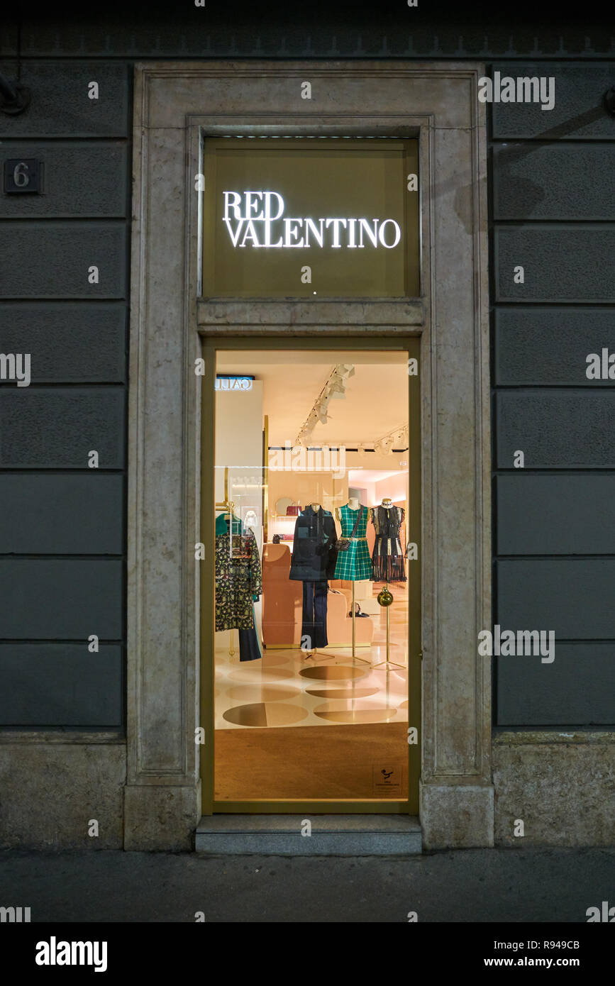 MILAN, ITALY - CIRCA NOVEMBER, 2017: Red Valentino shop in Milan Stock  Photo - Alamy