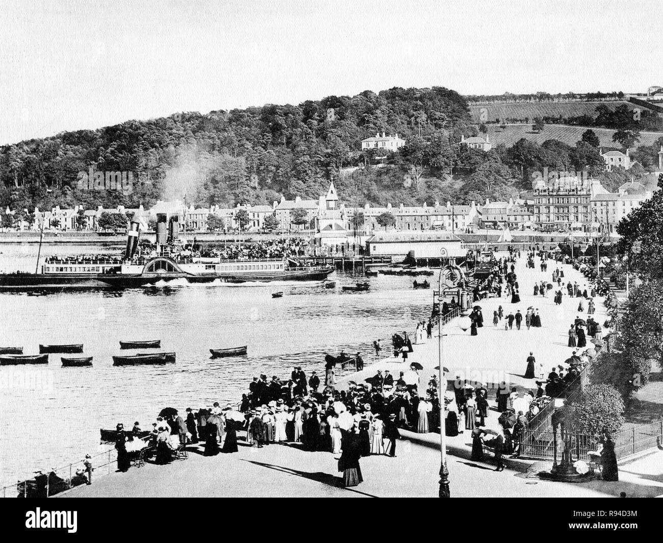 Rothesay Esplanade Black And White Stock Photos Images Alamy rothesay-esplanade-black-and-white-stock-photos-images-alamy