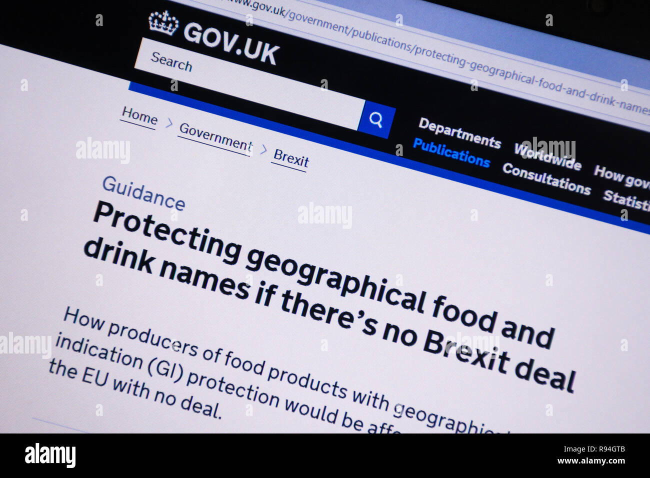 Computer screenshot of the gov.uk website showing advice on protecting geographical food and drink names if there is no Brexit deal Stock Photo