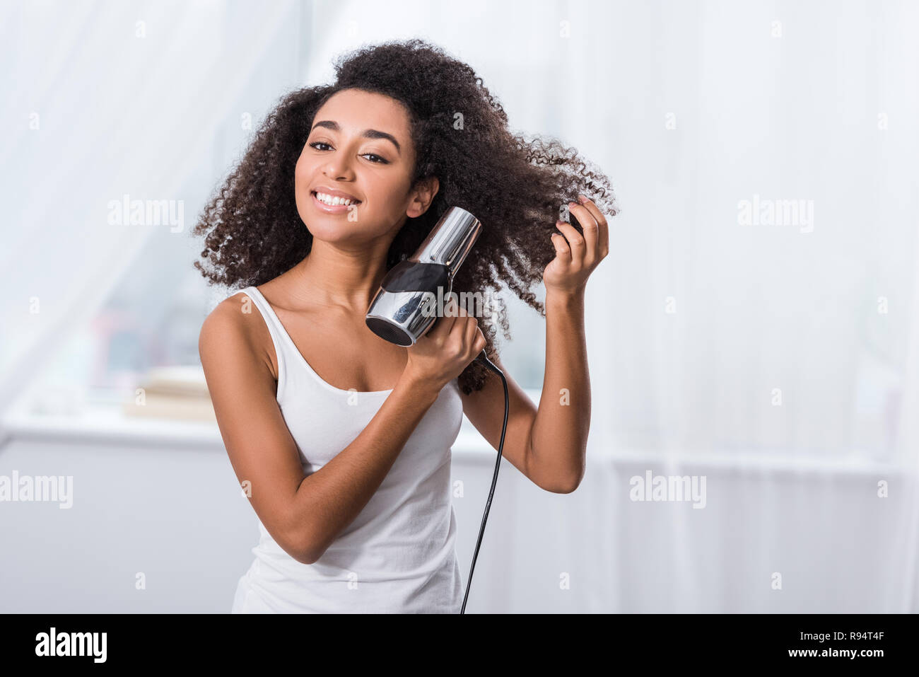 African hair treatment hi res stock photography and images Page