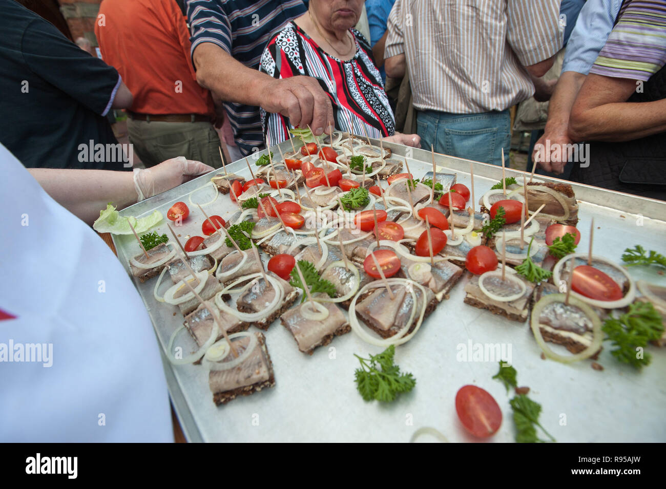Verteilt Verteilt High Resolution Stock Photography and Images - Alamy