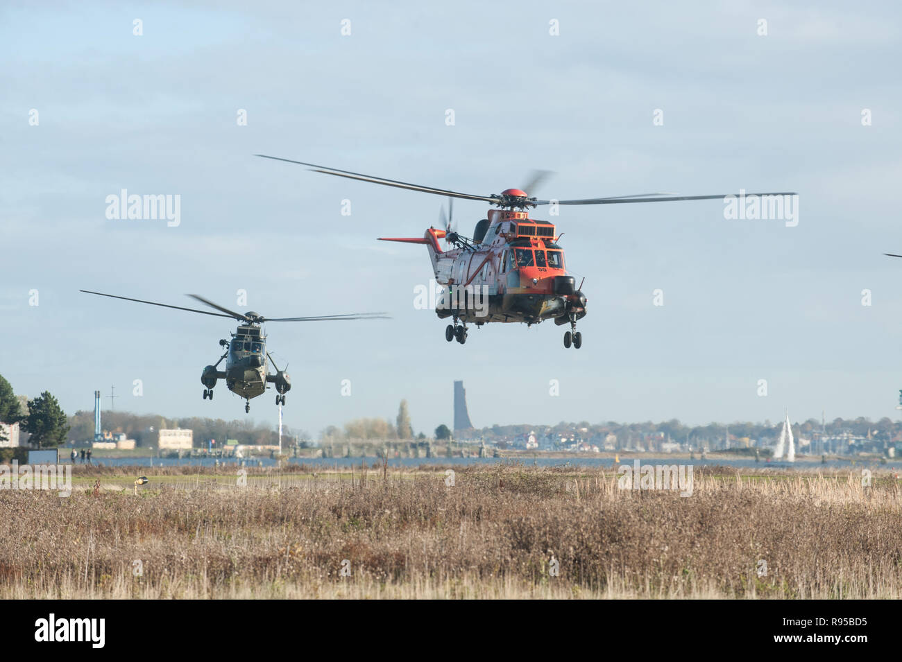 06.11.2012, Germany, Schleswig-Holstein, Kiel - Sea Kings auf dem Marinefliegergeschwader 5 in Kiel Holtenau. Hubschrauber auf dem Flugfeld. Hubschrau Stock Photo