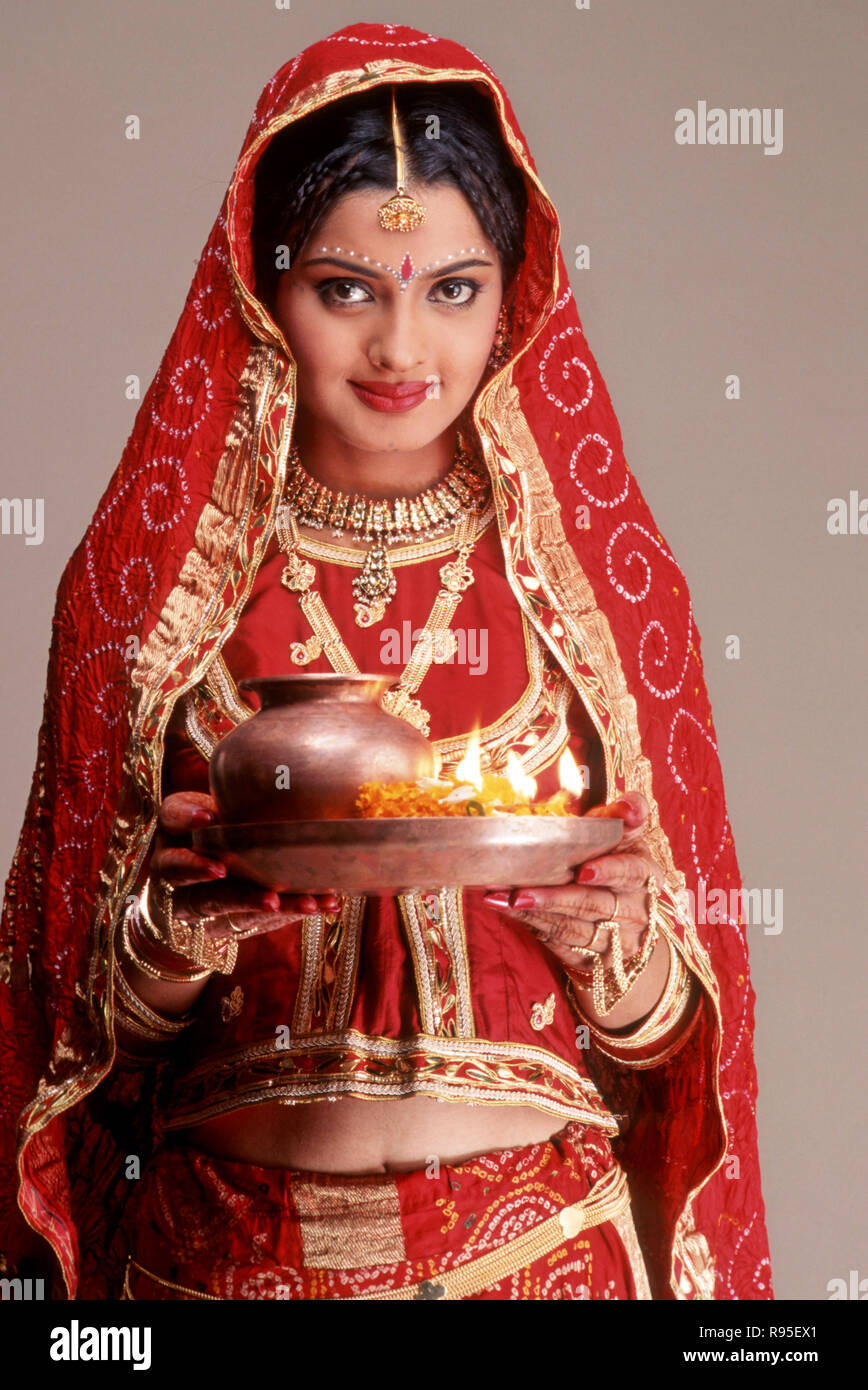 Bride from Rajasthan, India Stock Photo Alamy