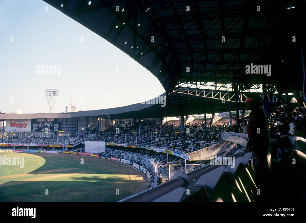 Cricket match, India versus England, Wankhede Stadium, Bombay, Mumbai, Maharashtra, India, Asia, 1993 Stock Photo