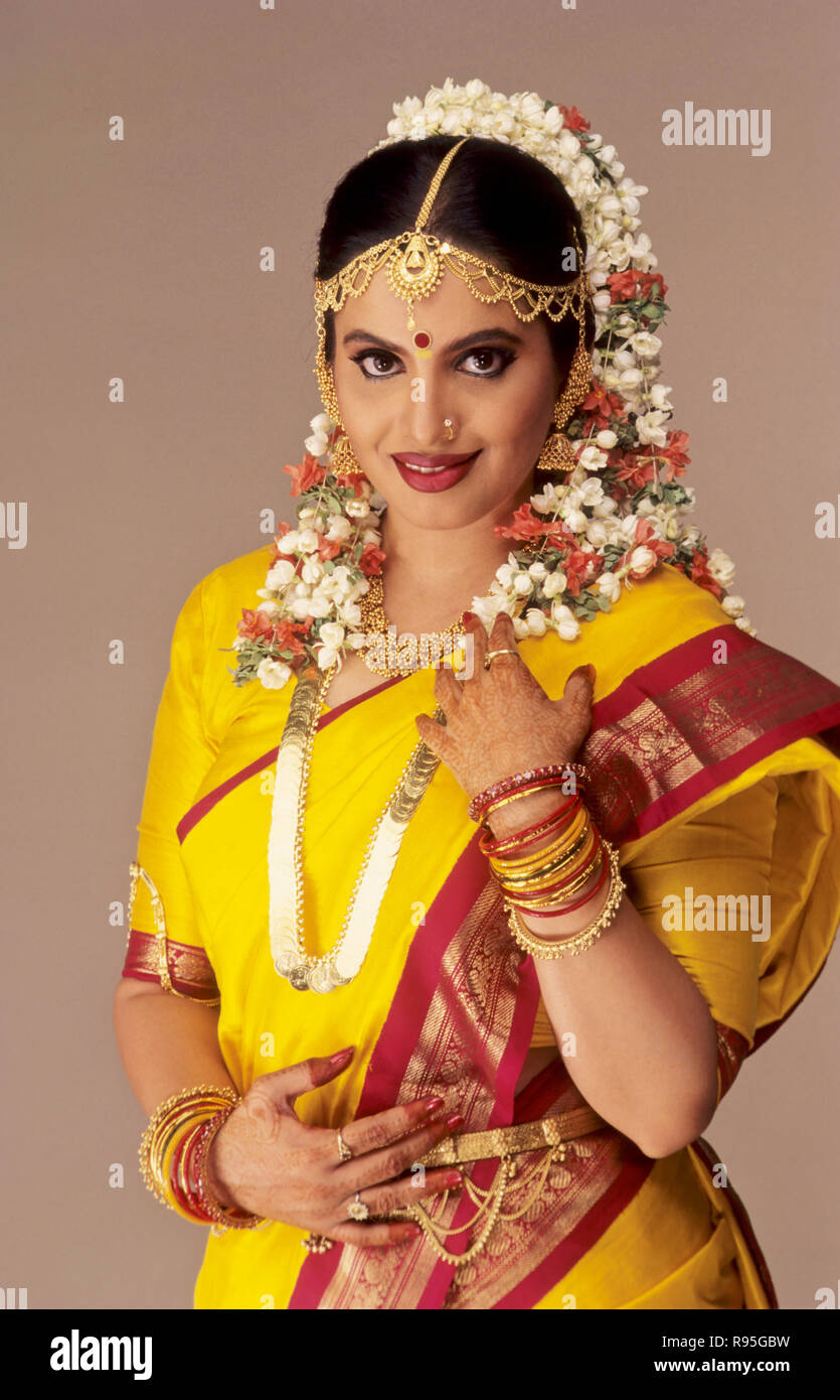 woman in south indian bridal costume, india, MR Stock Photo