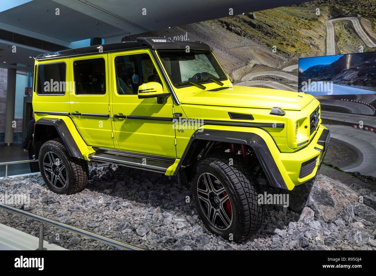 Page 2 Mercedes 4x4 High Resolution Stock Photography And Images Alamy
