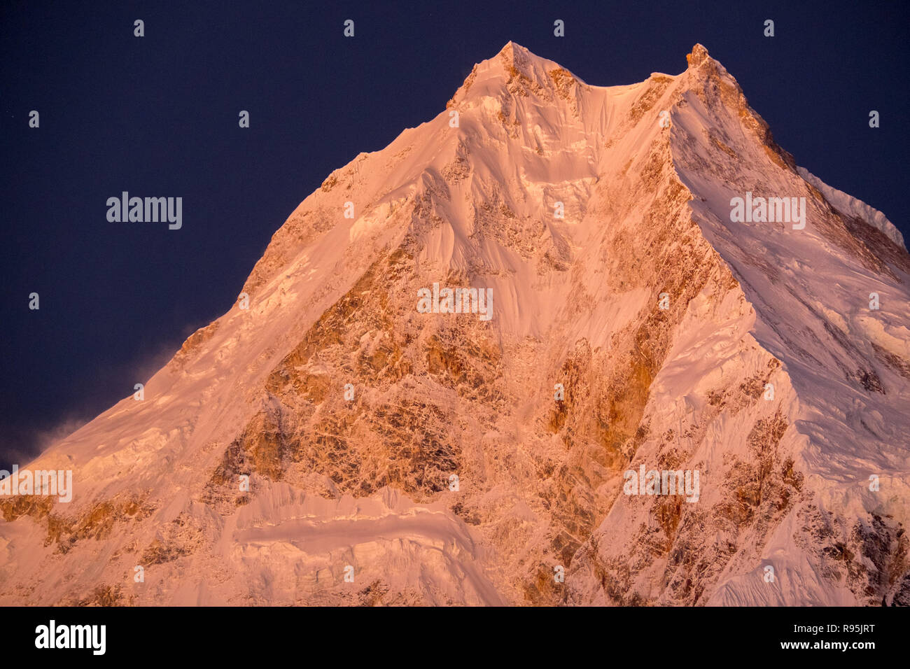 Manaslu Manasulu The Worlds 8th Highest Mountain In The Nepal