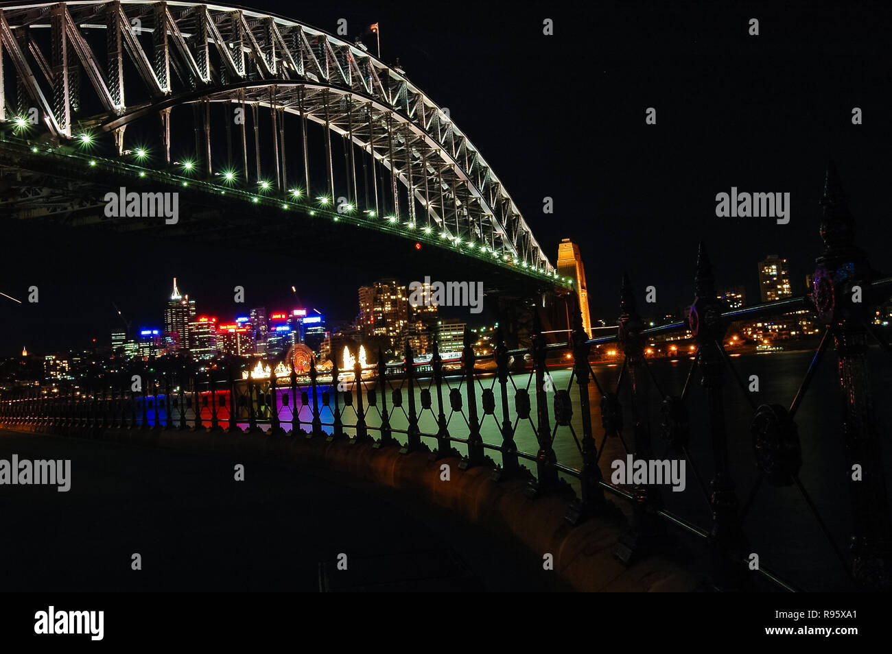 Sydney Harbour Bridge at night in Sydney, Australia Stock Photo - Alamy