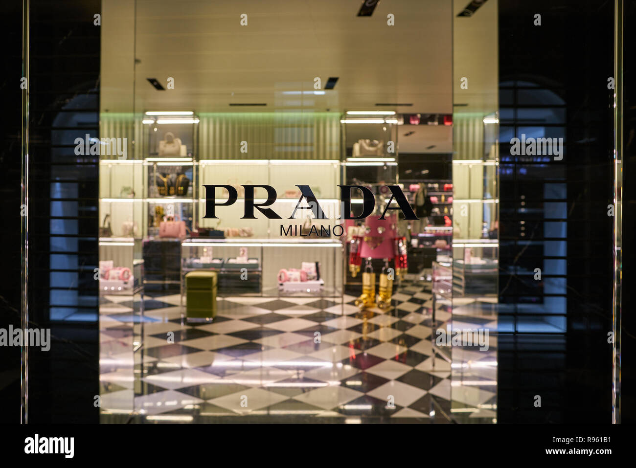MILAN, ITALY - CIRCA NOVEMBER, 2017: display window at Prada store in Milan.  Prada S.p.A. is an Italian luxury fashion house Stock Photo - Alamy