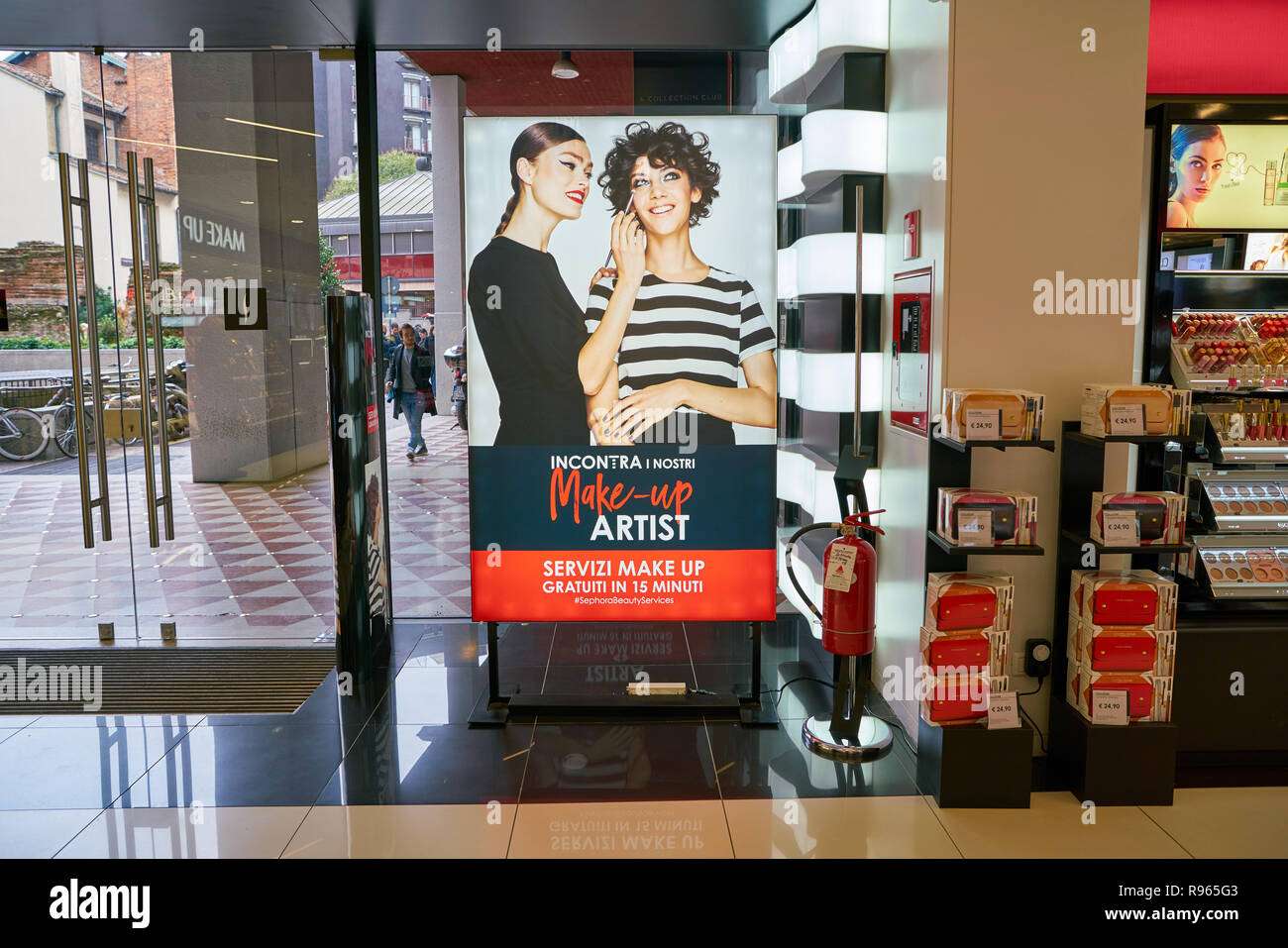 Rome May 12 Sephora Cosmetics Store Stock Photo 59899285