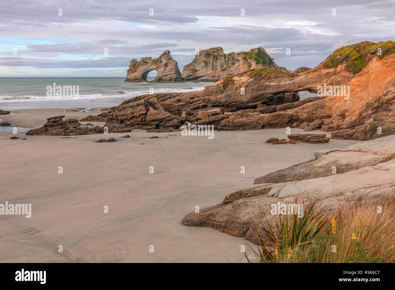 Wharariki Beach, Cape Farewell, Puponga, South Island, New Zealand Stock Photo