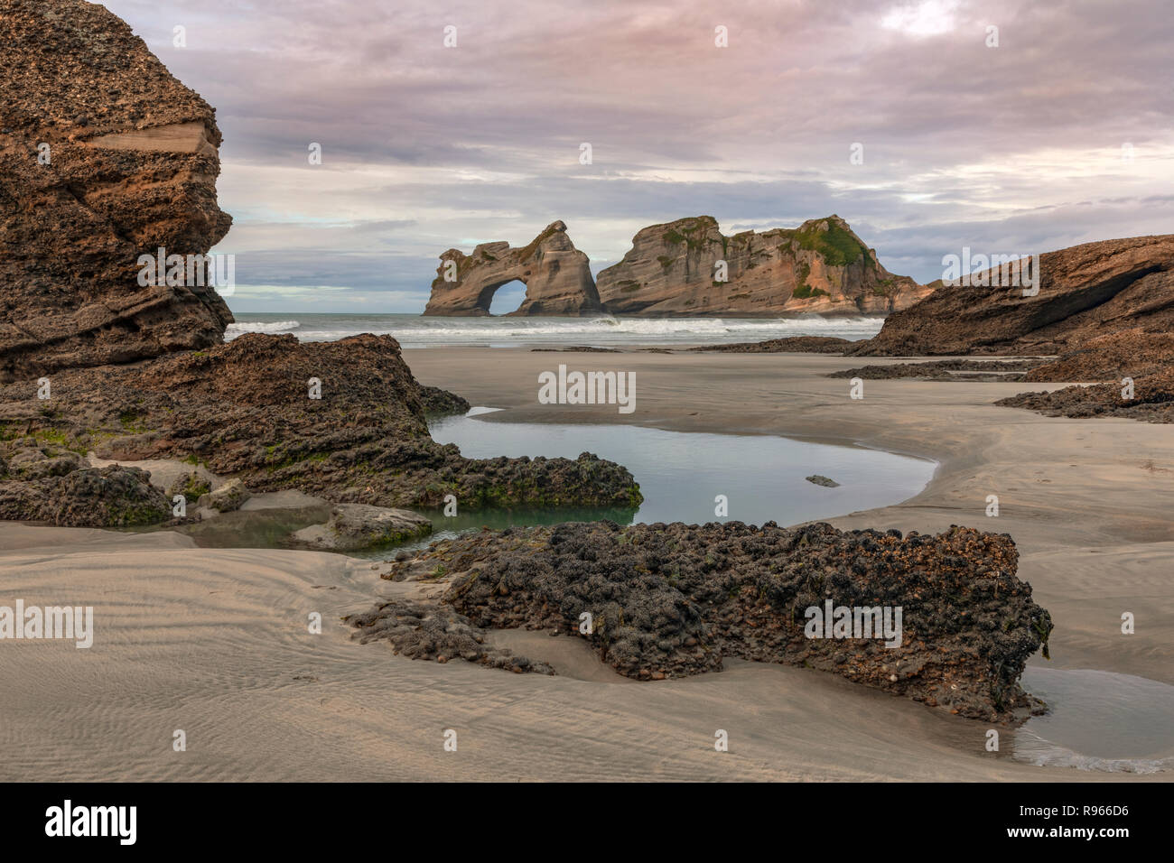 Wharariki Beach, Cape Farewell, Puponga, South Island, New Zealand Stock Photo