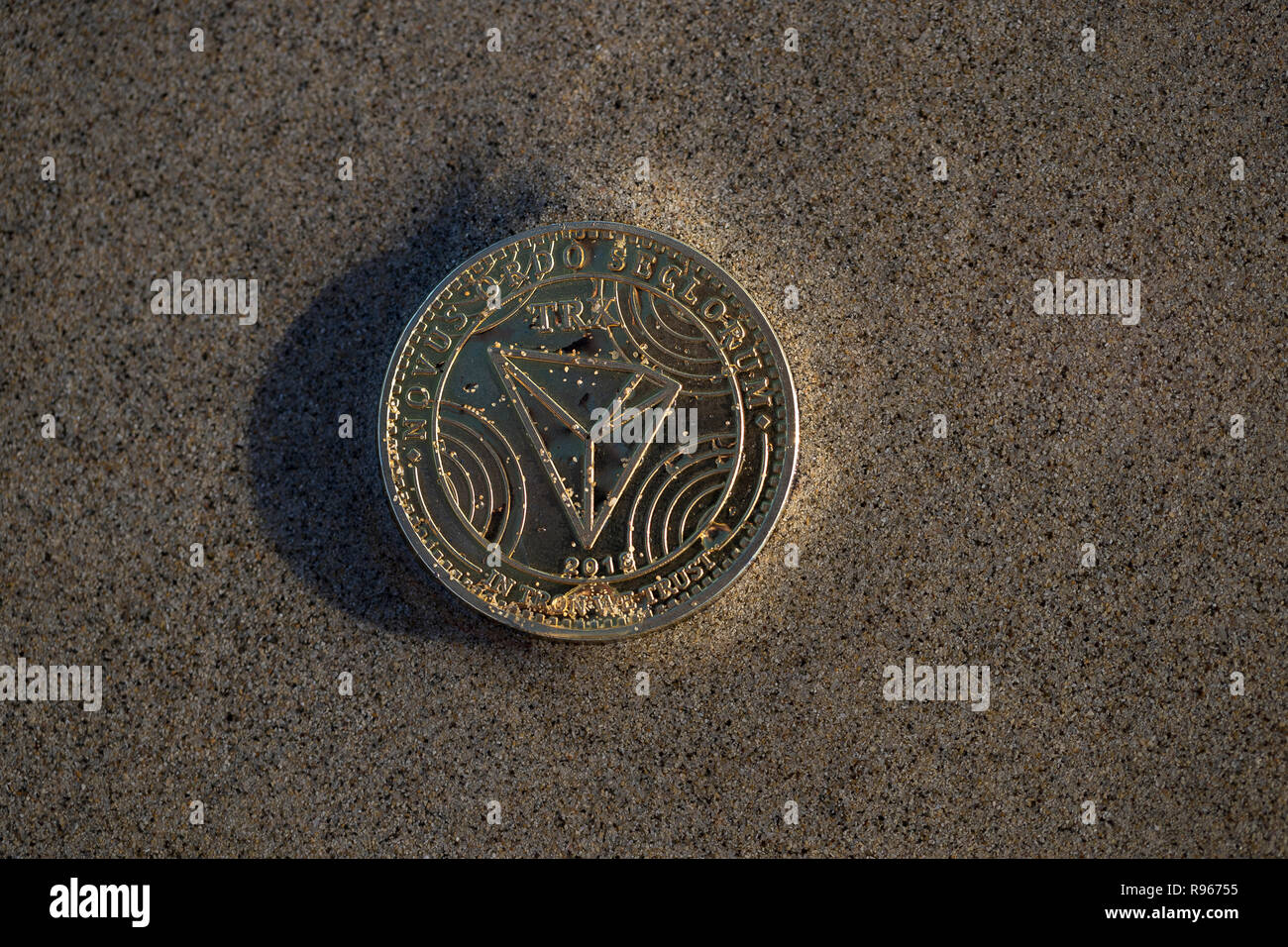 Beach money hi-res stock photography and images - Alamy
