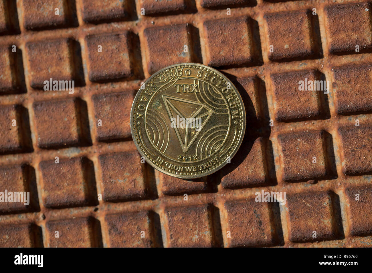Rust cryptocurrency hi-res stock photography and images - Alamy