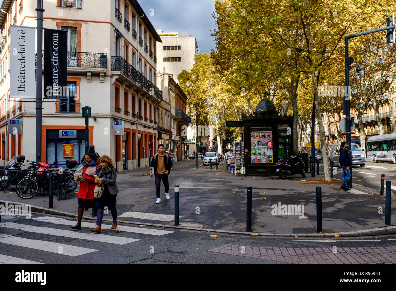Street scene in the Boulevard Lazare Carnot, Toulouse, France Stock Photo