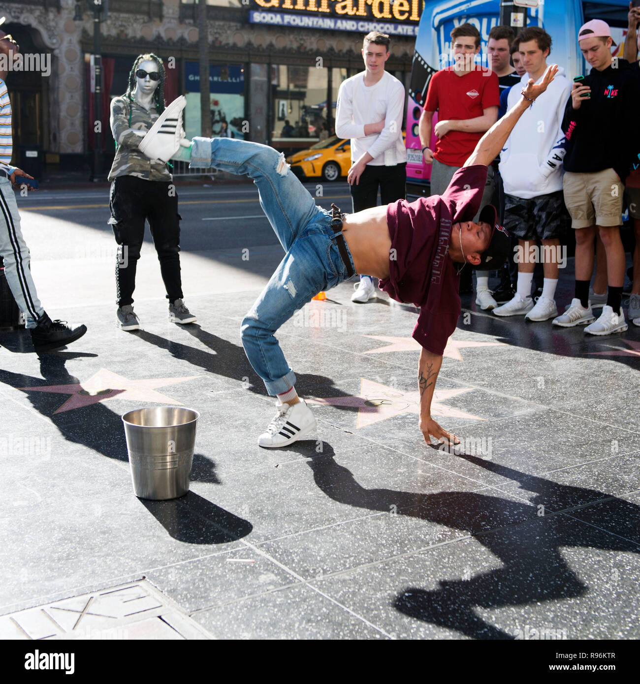 Hollywood, California, USA. December 19, 2018: Street dancers perform on  Hollywood Boulevard. Hollywood, CA, USA, Credit: Brent Clark/Alamy Live  News Stock Photo - Alamy