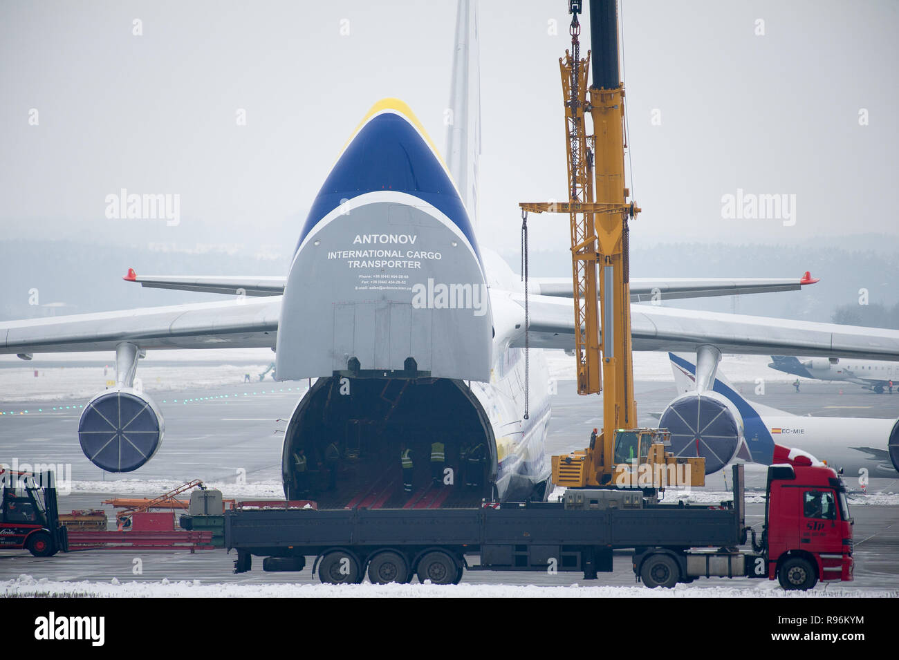 Russian strategic airlift jet aircraft Antonov An-124-100M Ruslan owned by Ukrainian Antonov Airlines in Gdansk Lech Walesa Airport in Gdansk, Poland. December 19th 2018 © Wojciech Strozyk / Alamy Live News Stock Photo