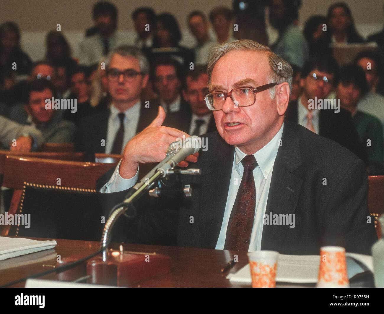 WASHINGTON, DC, USA SEPTEMBER 4, 1991: Buffett, Chairman Salomon Brothers, before U.S. House Subcmte. on Telecommunications Stock Photo - Alamy