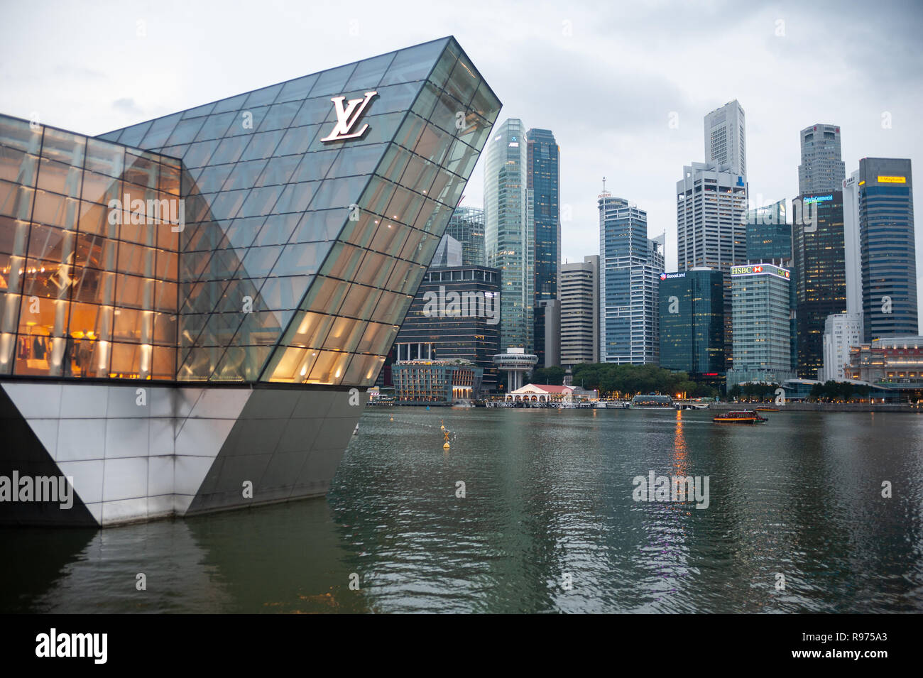 Louis Vuitton Fashion Tour Container in Singapore — Photographer based in  Singapore. Specialise in industrial and architecture interior