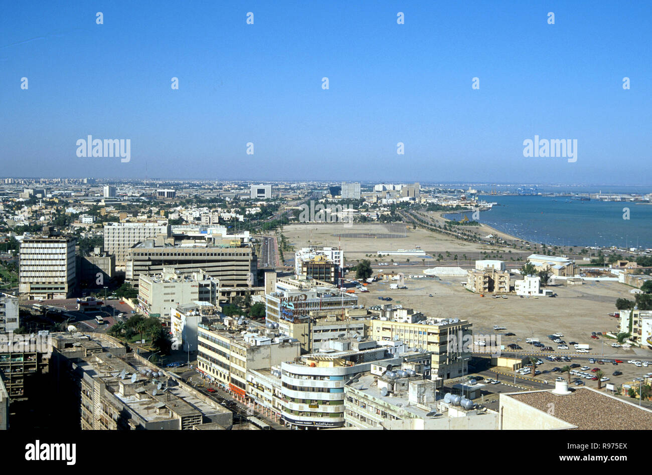 Kuwait city 1991 hires stock photography and images Alamy