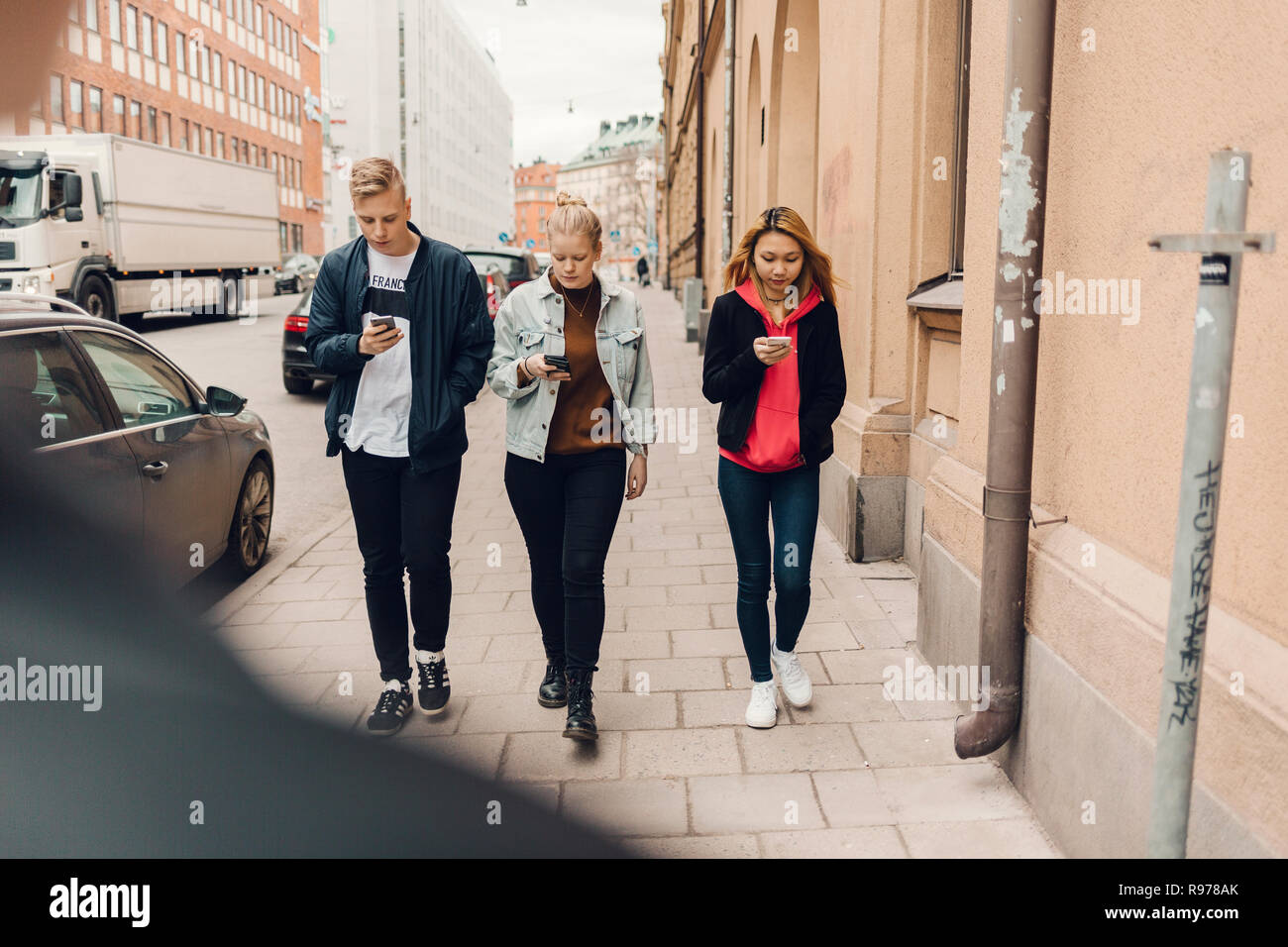 Looking down at people walking hires stock photography and images Alamy