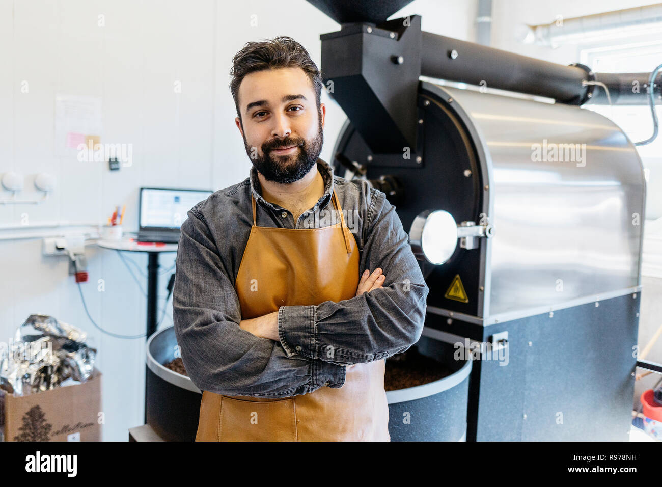 Small business owner in his coffee roaster shop Stock Photo Alamy