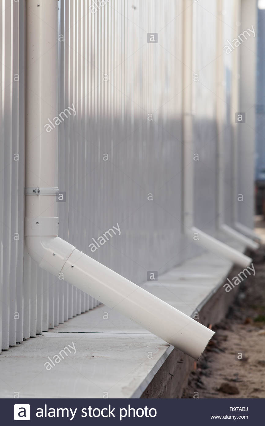Plastic Sheet Rain Protection Stock Photos & Plastic Sheet Rain