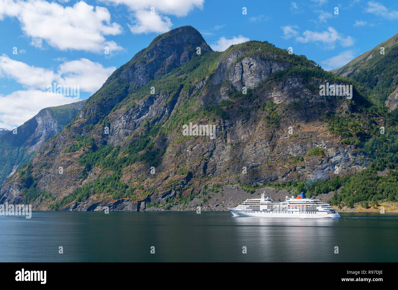 Cruise ship sailing towards Flåm harbour, Aurlandsfjorden, Sognefjord, Sogn og Fjordane, Norway Stock Photo