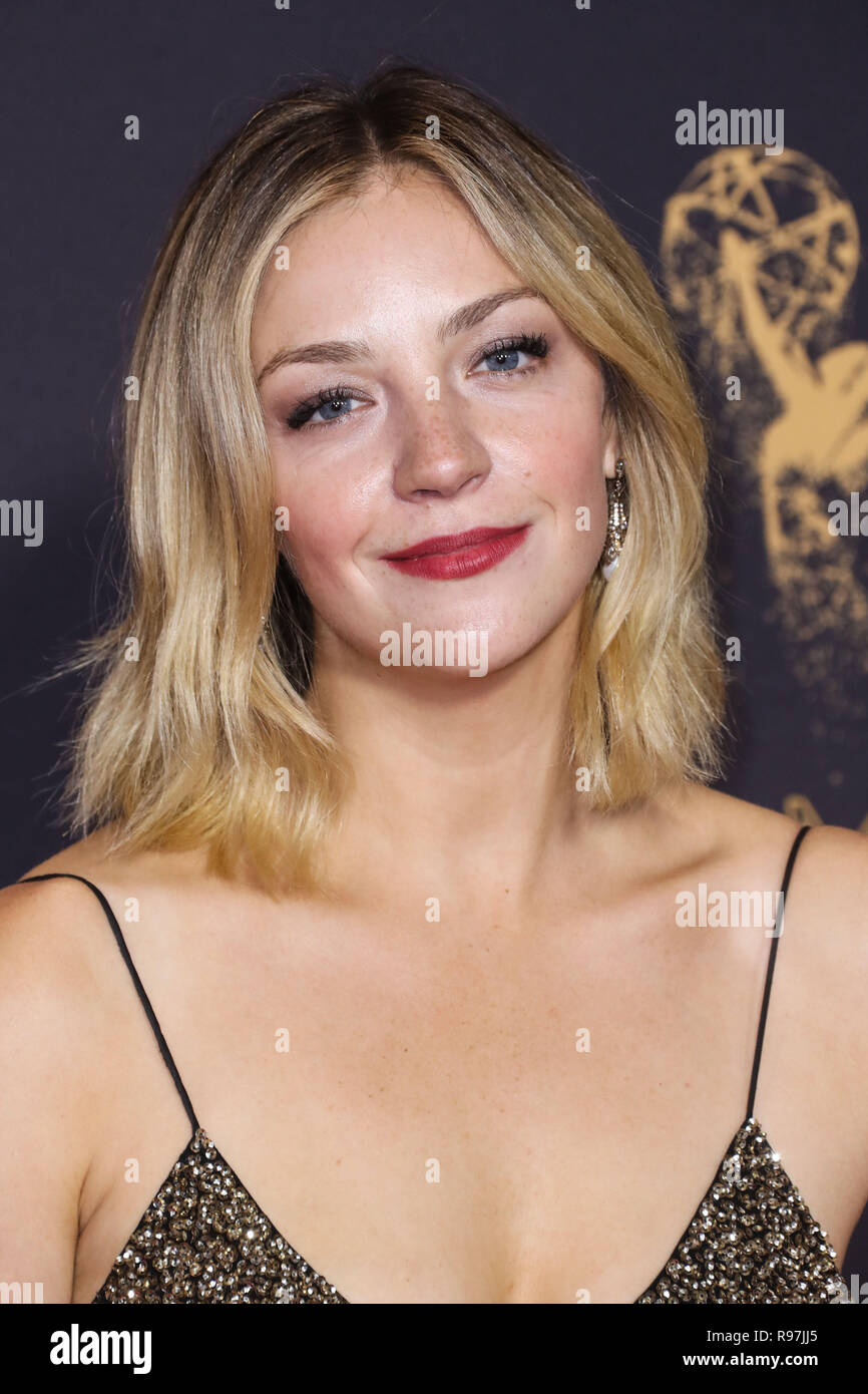 Abby elliott hi-res stock photography and images - Alamy