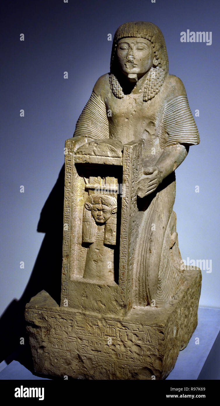 Knee image of Raia with shrine for Ptah limestone 80 x 31.5 x 49 cm, c. 150 kg of New Empire; 19th Dynasty; Seti I-Ramses II 1307-1196 BC Egypt, Egyptian. Stock Photo