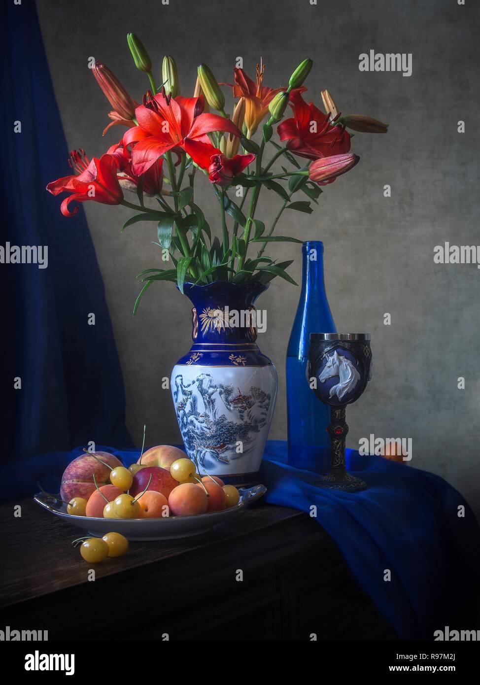 Still life with bouquet of lily Stock Photo - Alamy