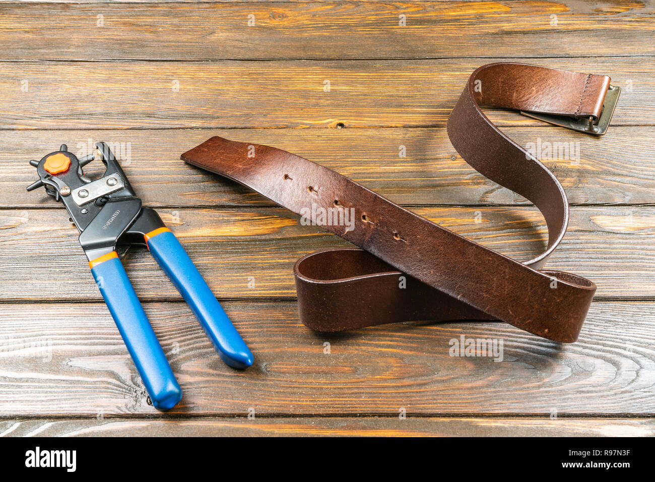 Belt Hole Puncher Power Assist Heavy Duty Revolving Eyelet Punch Plier Stock Photo Alamy