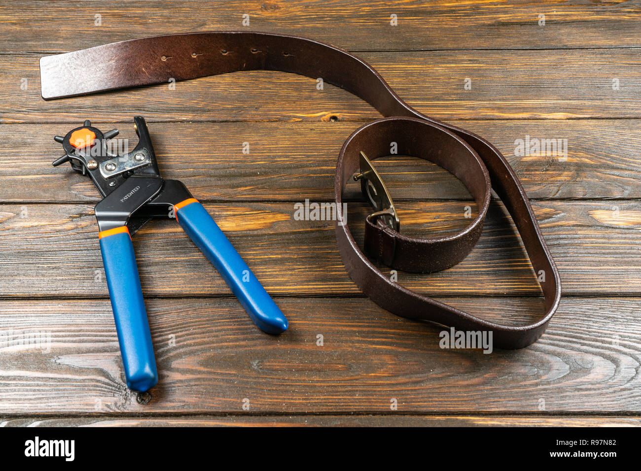Belt Hole Puncher Power Assist Heavy Duty Revolving Eyelet Punch Plier Stock Photo Alamy