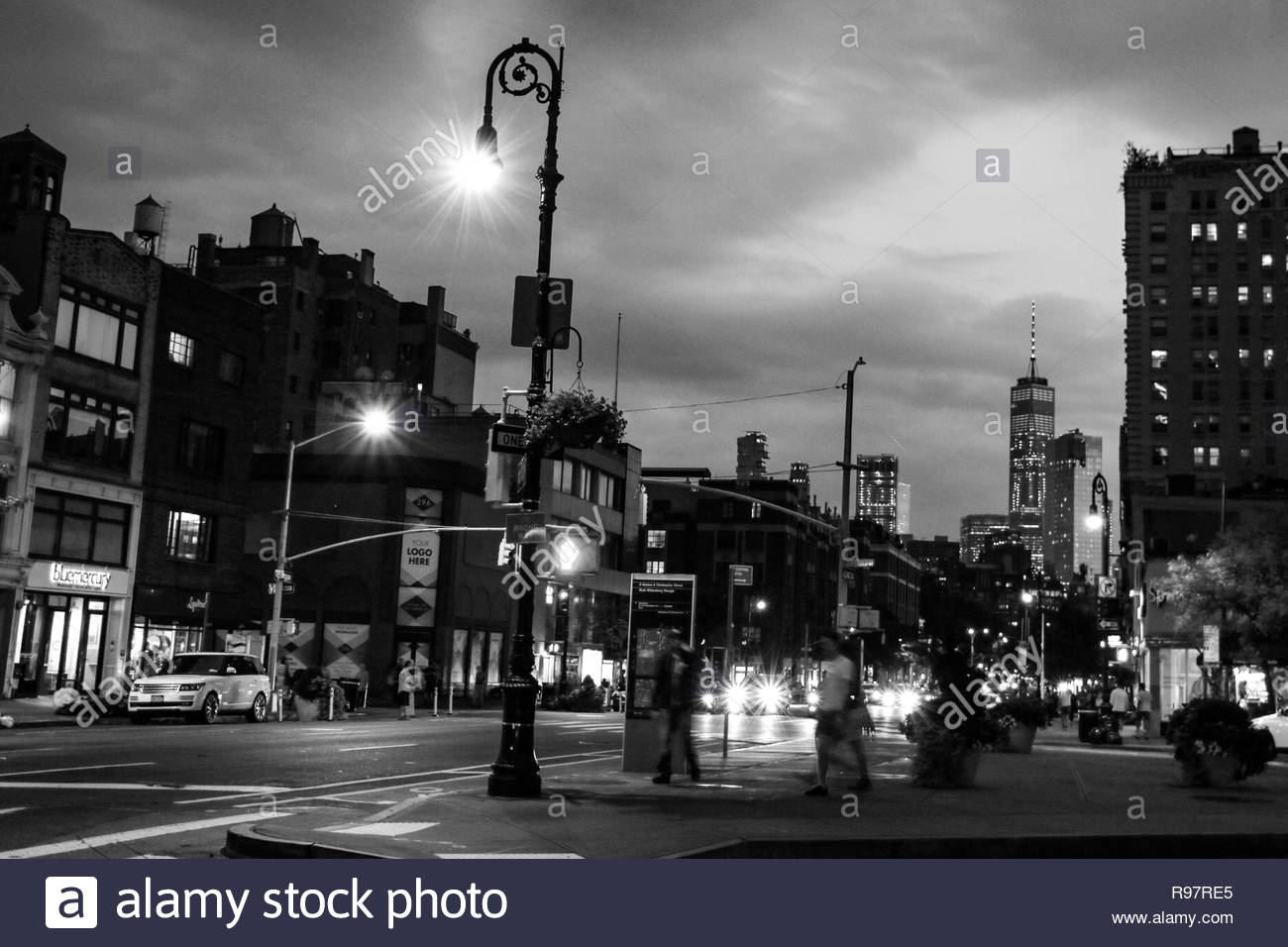 New York Usa August 30 18 Nyc Street View At Night Nyc Stock Photo Alamy