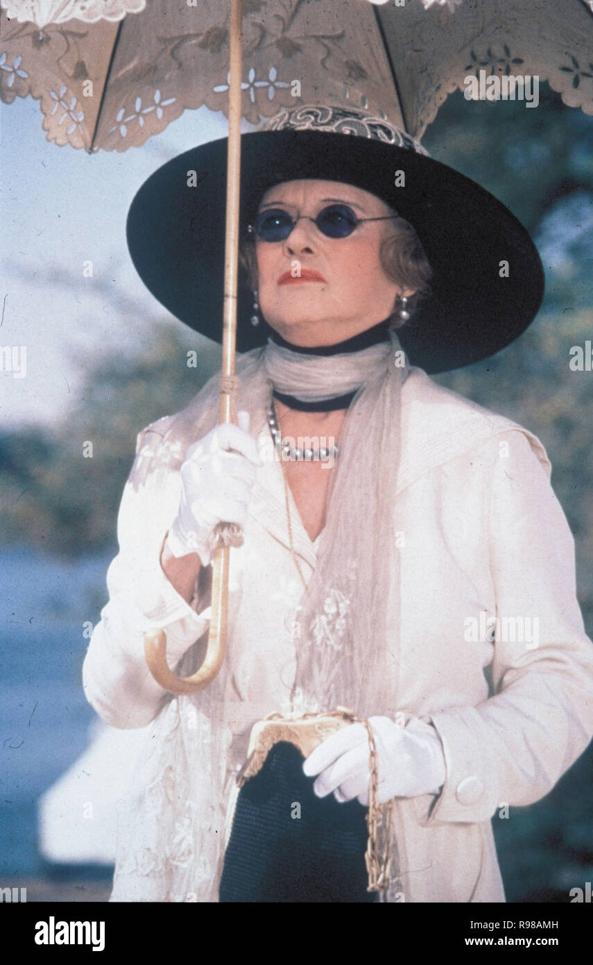 Original film title: DEATH ON THE NILE. English title: DEATH ON THE NILE. Year: 1978. Director: JOHN GUILLERMIN. Stars: BETTE DAVIS. Credit: EMI / Album Stock Photo