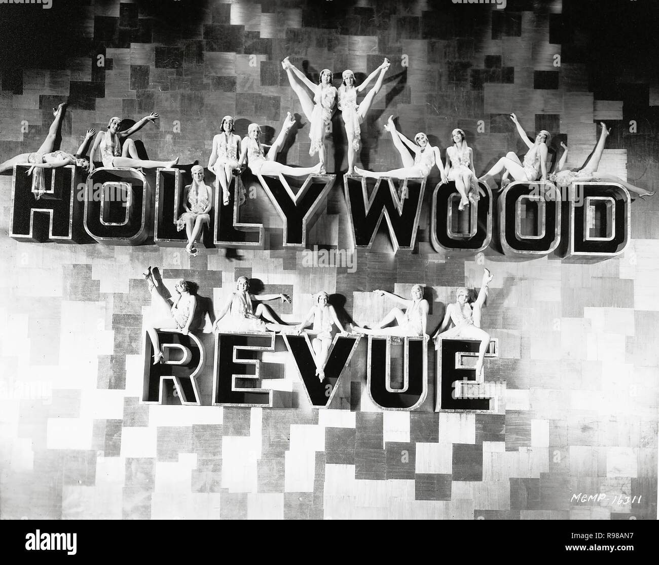 Original film title: THE HOLLYWOOD REVUE OF 1929. English title: THE HOLLYWOOD REVUE OF 1929. Year: 1929. Director: CHARLES RIESNER. Credit: M.G.M. / Album Stock Photo