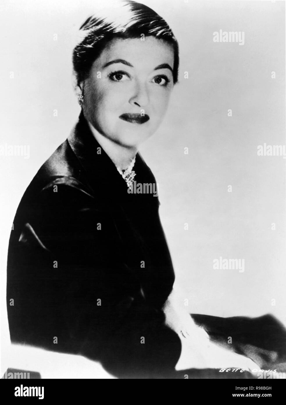 BETTE DAVIS. 1960 Stock Photo Alamy