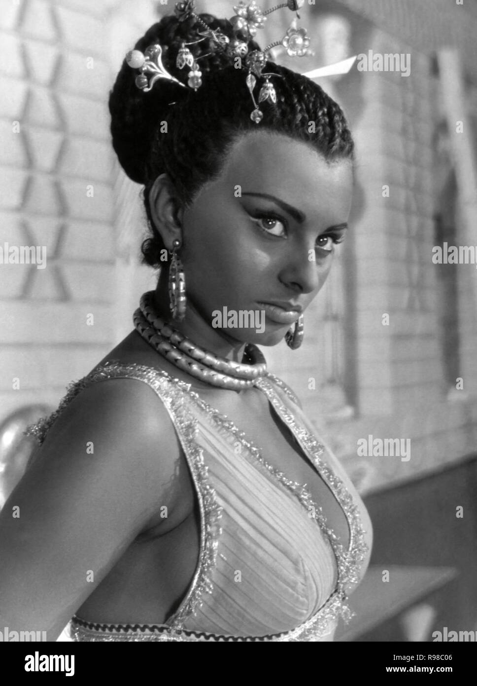 Aida 1953 hi-res stock photography and images - Alamy